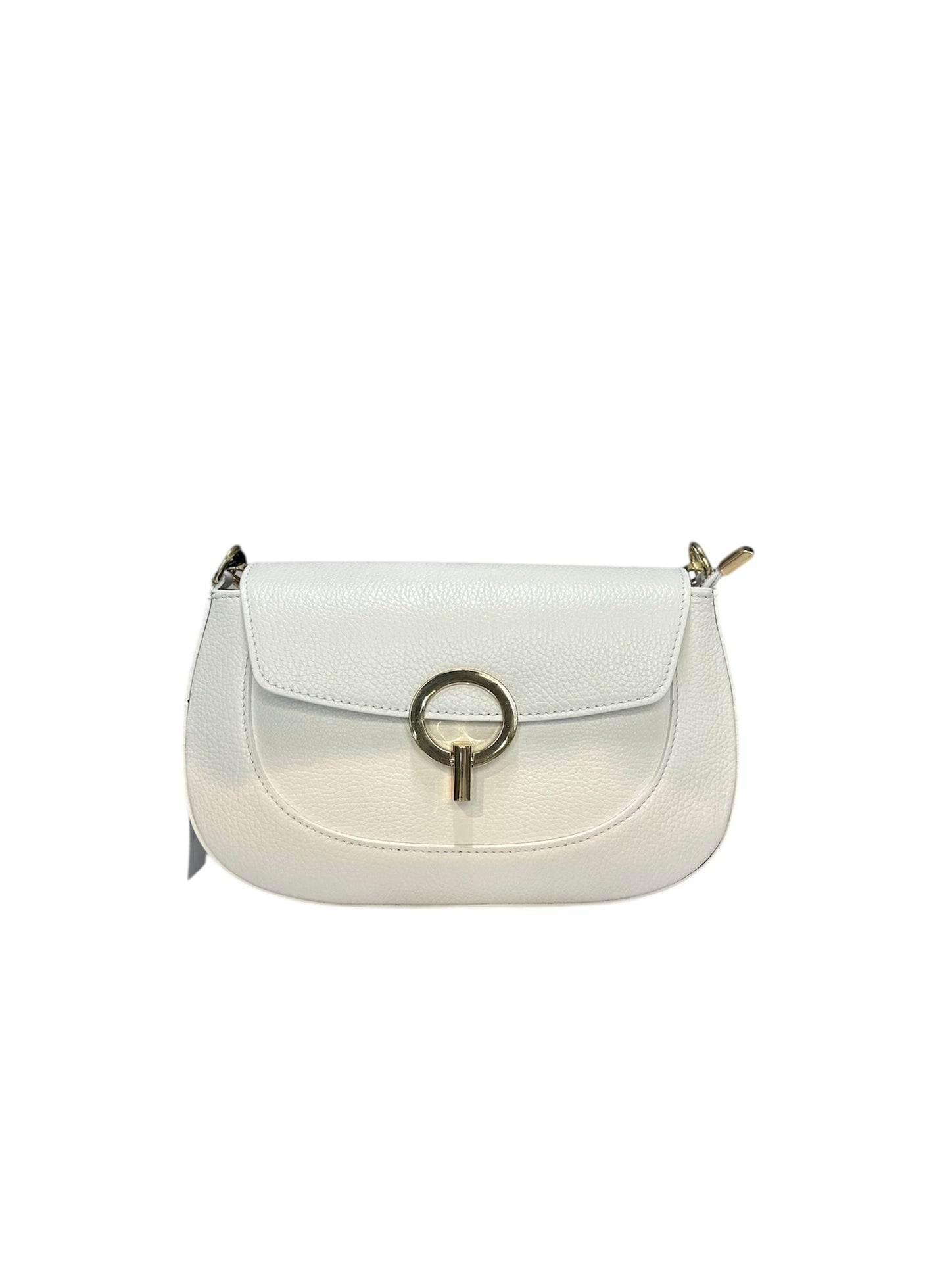 Borsa con patella in pelle martellata