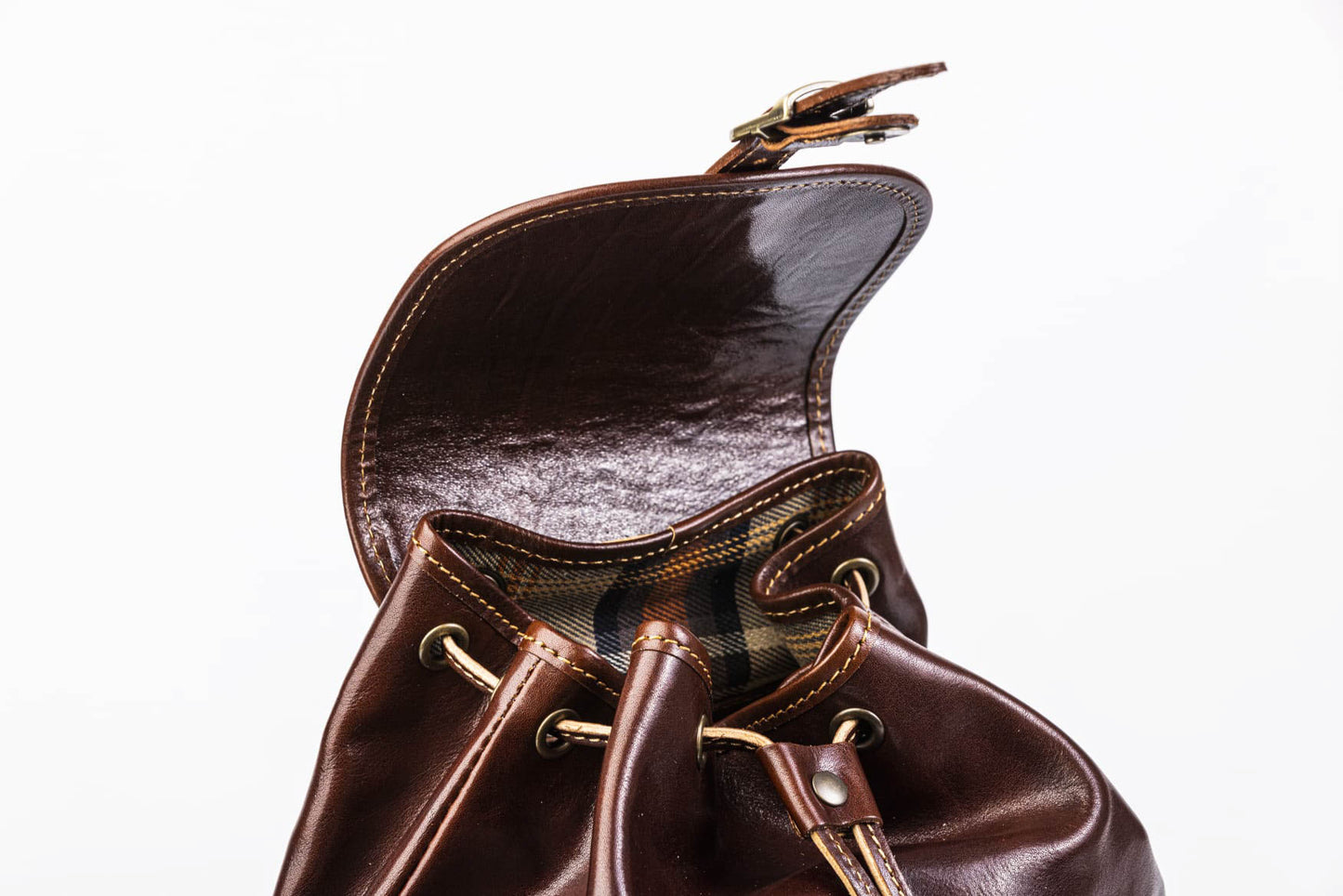 Zaino in cuoio con patella