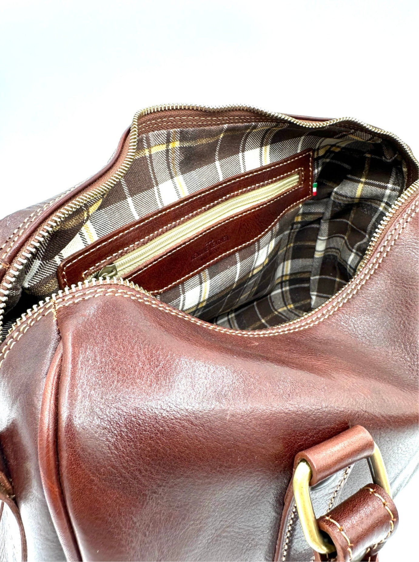 Baulotto in cuoio unisex